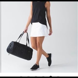 Lululemon Circuit Breaker skirt size 10 white